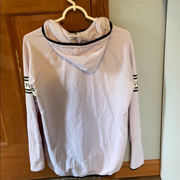 Zip up - Picture 2 of 2